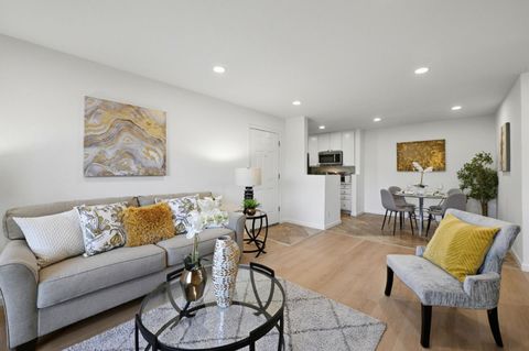 Tiny photo for 633 Teatree Court, San Jose, CA 95128 (MLS # ML82035280)