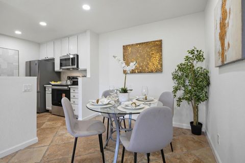 Tiny photo for 633 Teatree Court, San Jose, CA 95128 (MLS # ML82035280)