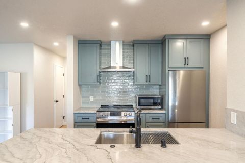 Tiny photo for 504 Ocean Avenue #2, MONTEREY, CA 93940 (MLS # ML82029355)