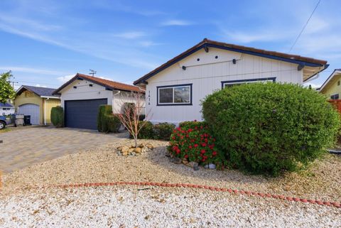 Tiny photo for 1414 Turlock Lane, San Jose, CA 95132 (MLS # ML82035985)