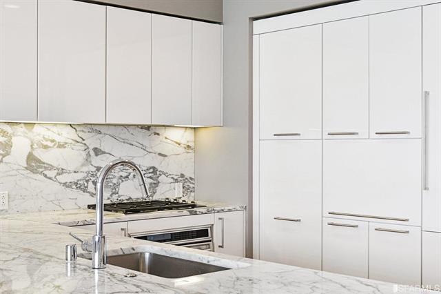 301 Mission Street 303