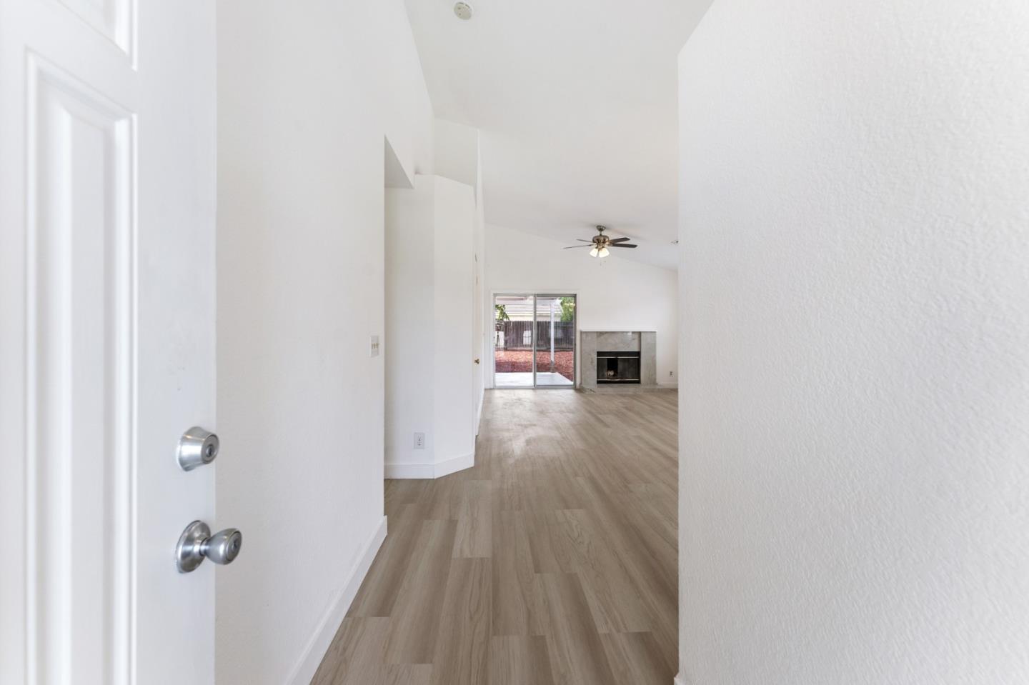 527 Park Warren Drive
