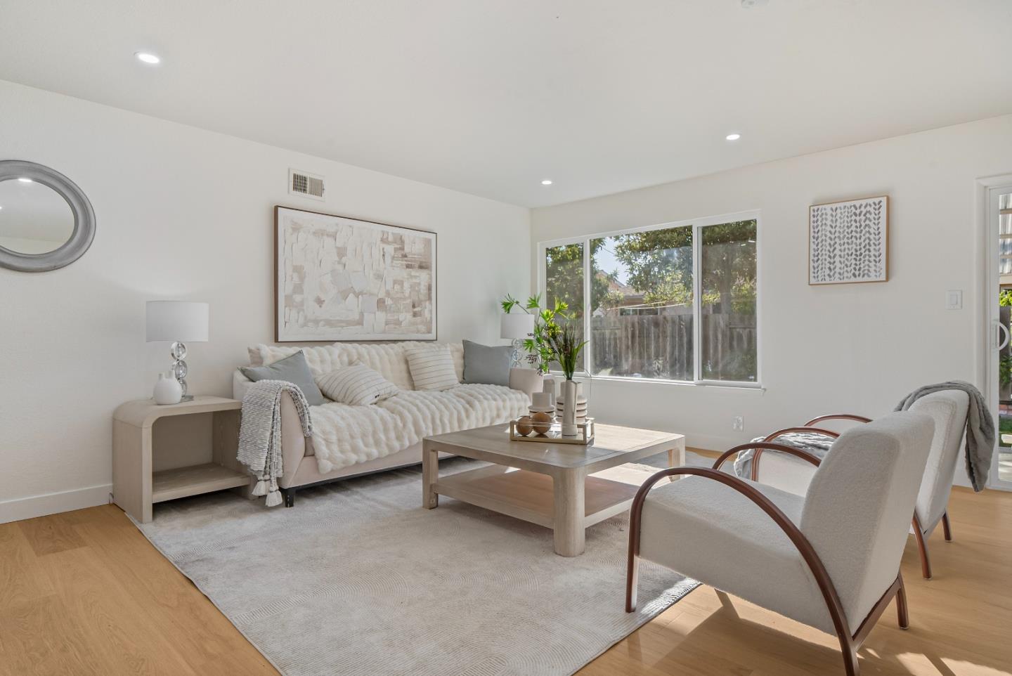 884 San Simeon Drive