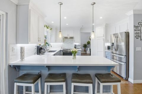 Tiny photo for 1421 Burgundy Way, GONZALES, CA 93926 (MLS # ML82036908)