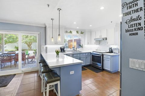 Tiny photo for 1421 Burgundy Way, GONZALES, CA 93926 (MLS # ML82036908)