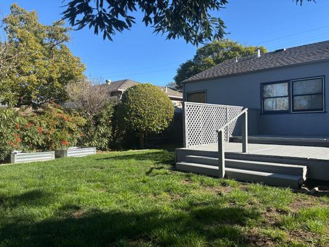 Tiny photo for 139 D Street, REDWOOD CITY, CA 94063 (MLS # ML82032900)