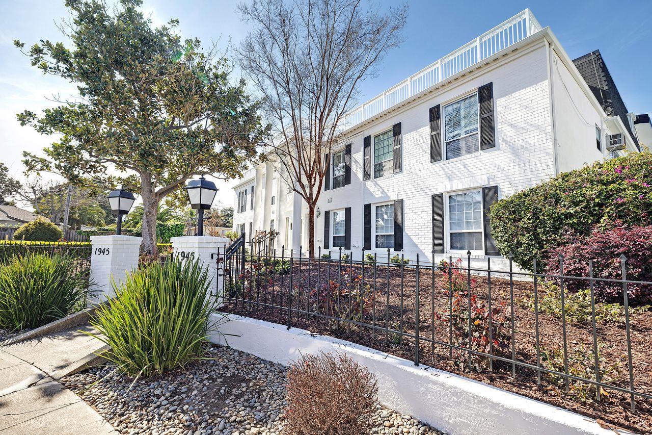 1945 Mount Vernon Court 3