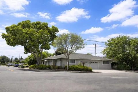 1090 White Drive, Santa Clara, CA 95051 - #: ML82041273