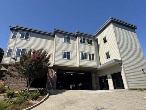 Tiny photo for 285 Woodland Avenue, SAN RAFAEL, CA 94901 (MLS # ML82023777)