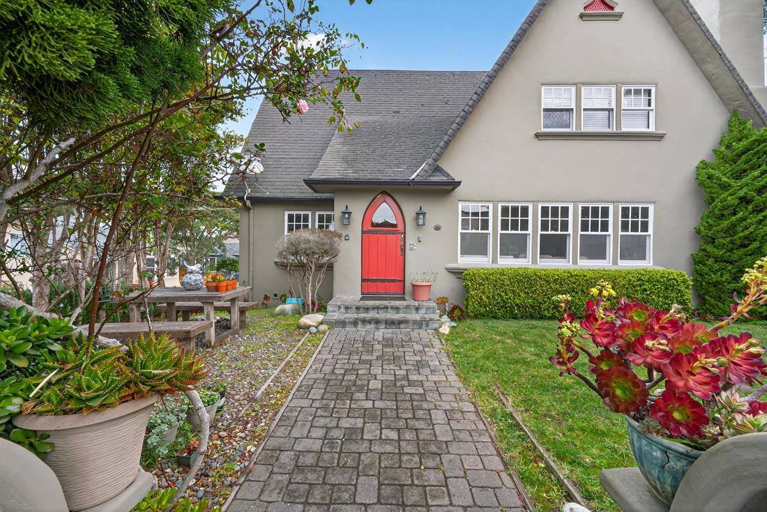 410 Pine Avenue