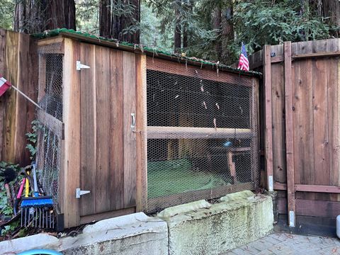 Tiny photo for 185 Cliff View, BOULDER CREEK, CA 95006 (MLS # ML82028444)