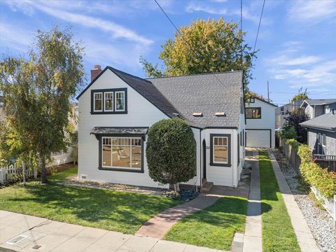 Tiny photo for 211 2nd Avenue, SANTA CRUZ, CA 95062 (MLS # ML82025536)