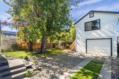 Tiny photo for 211 2nd Avenue, SANTA CRUZ, CA 95062 (MLS # ML82025536)