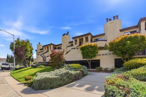 Photo of 880 N Winchester Boulevard #205, SANTA CLARA, CA 95050 (MLS # ML82059864)