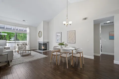 1735 Parkview Green Circle, San Jose, CA 95131 - #: ML82021963