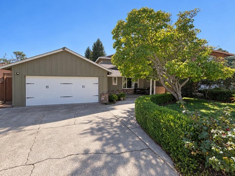 Photo of 1861 Donner Avenue, SAN BRUNO, CA 94066 (MLS # ML82062055)