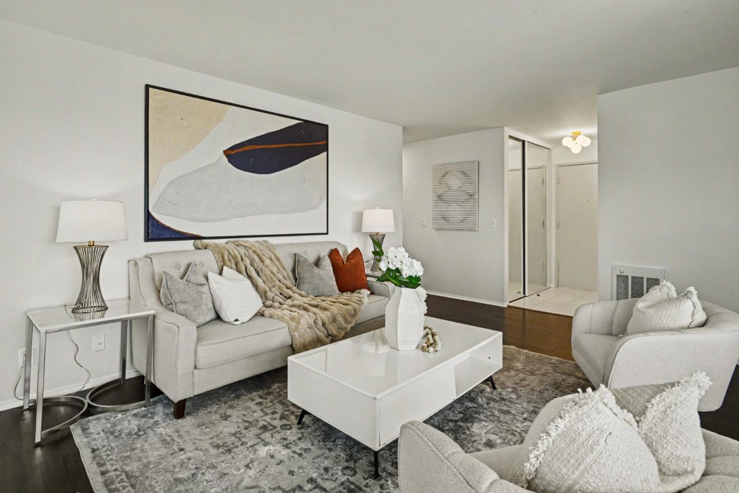1041 Shell Boulevard 11