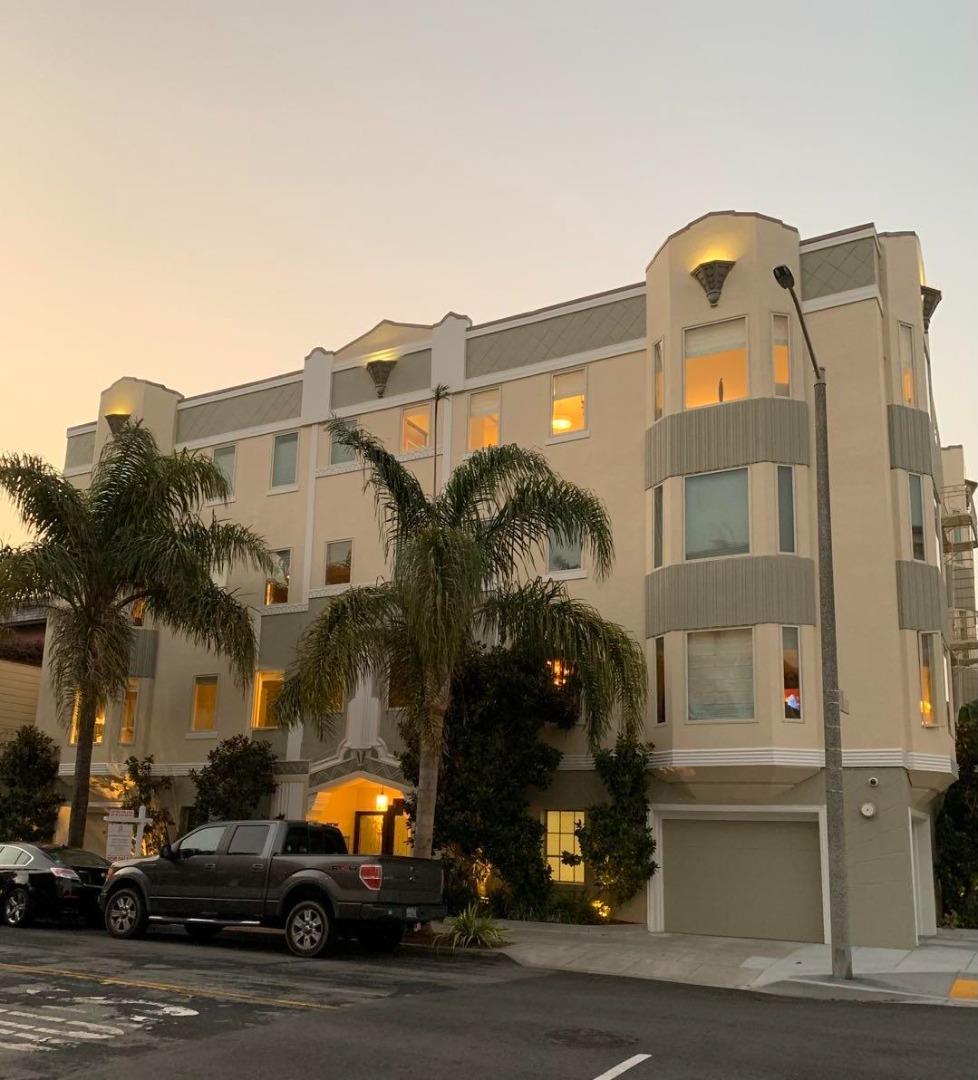 2200 Beach Street 304