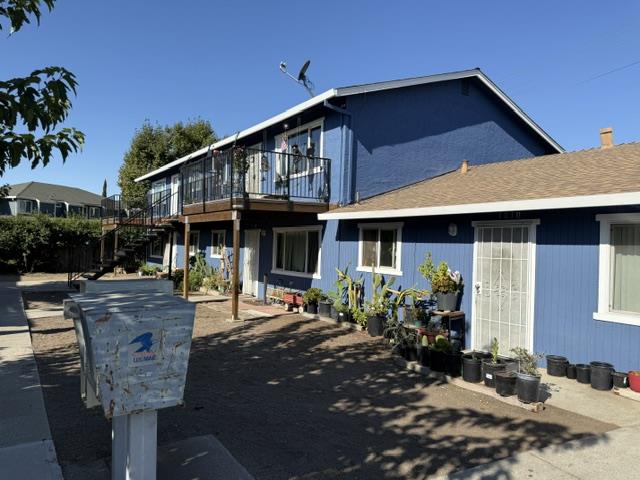 590 Stoney Court