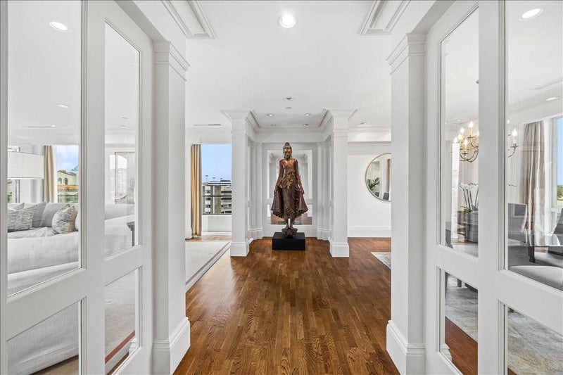20 West 3rd Avenue 601