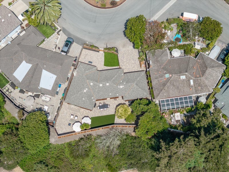 420 Pilgrim Drive