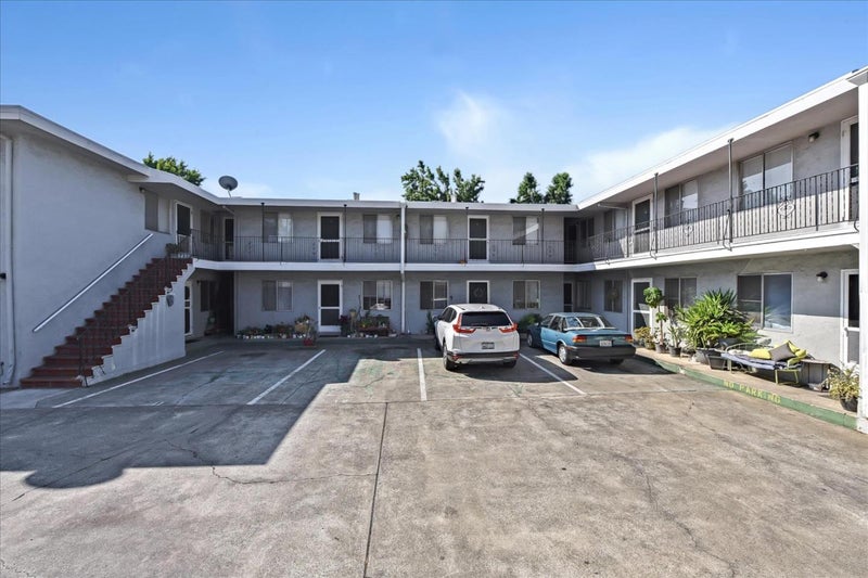 3047 David Avenue