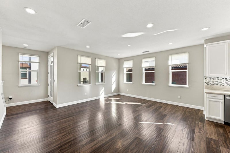 2756 Goble 2