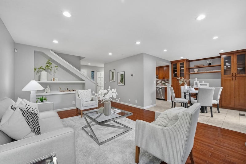 2789 Sierra Village Court