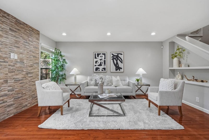 2789 Sierra Village Court