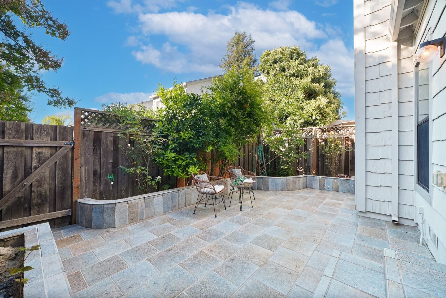 2789 Sierra Village Court