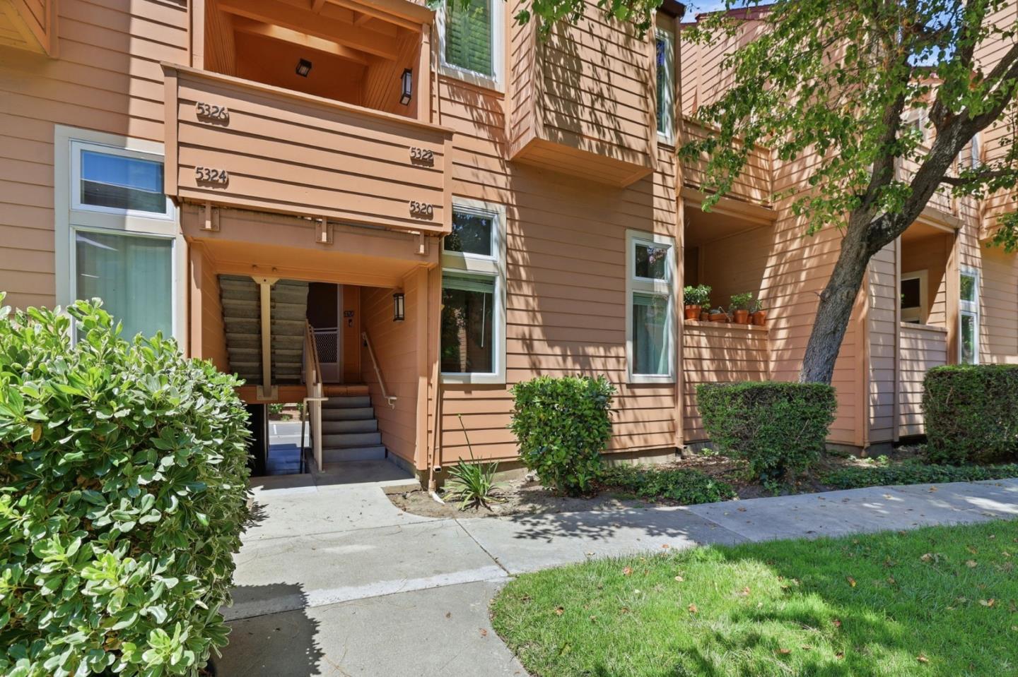 5320 Borneo Circle