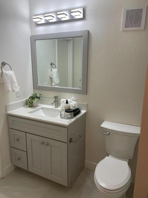 Tiny photo for 340 Auburn Way #7, SAN JOSE, CA 95129 (MLS # ML82028837)