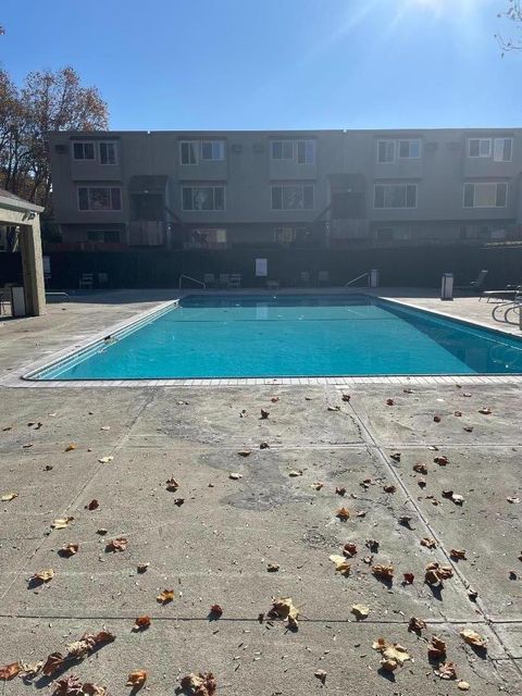 Tiny photo for 340 Auburn Way #7, SAN JOSE, CA 95129 (MLS # ML82028837)