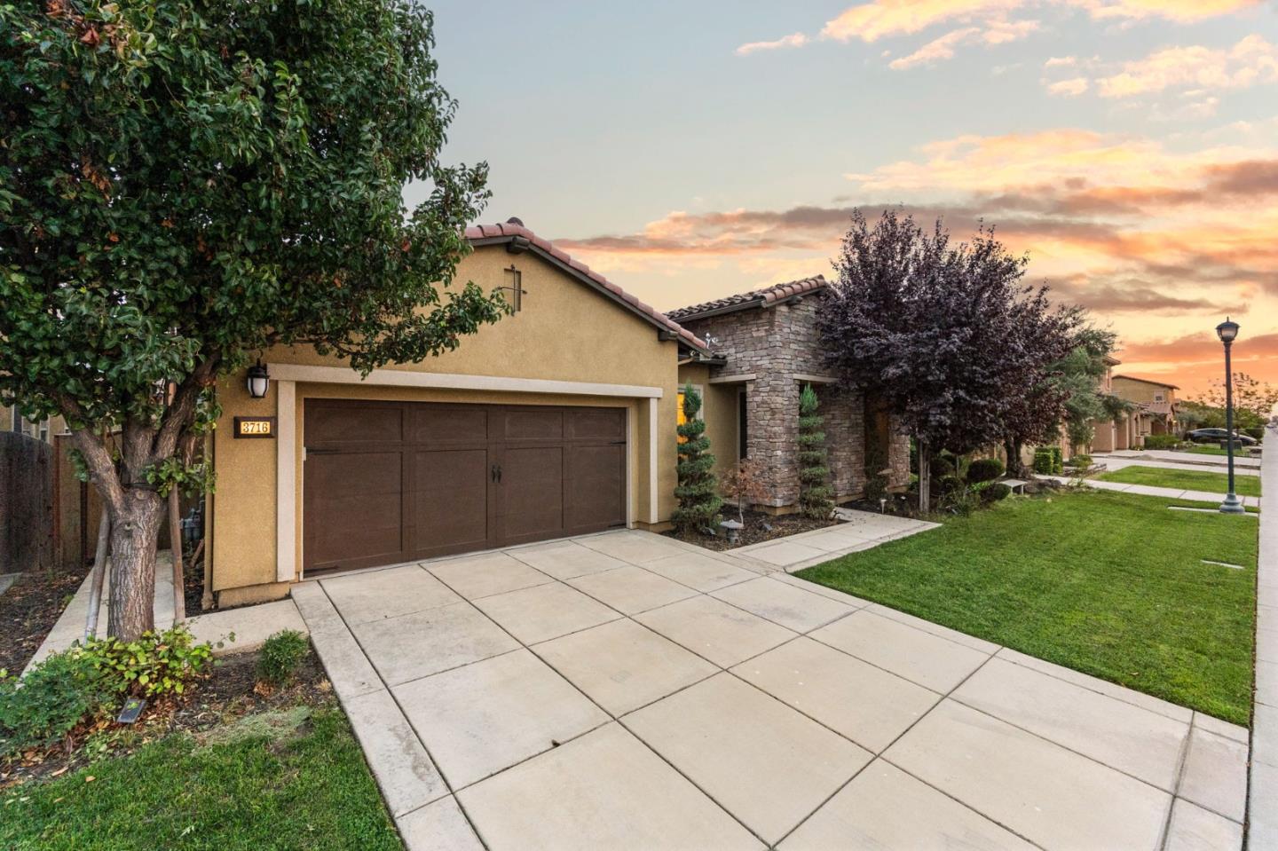 3716 Chiavari Way