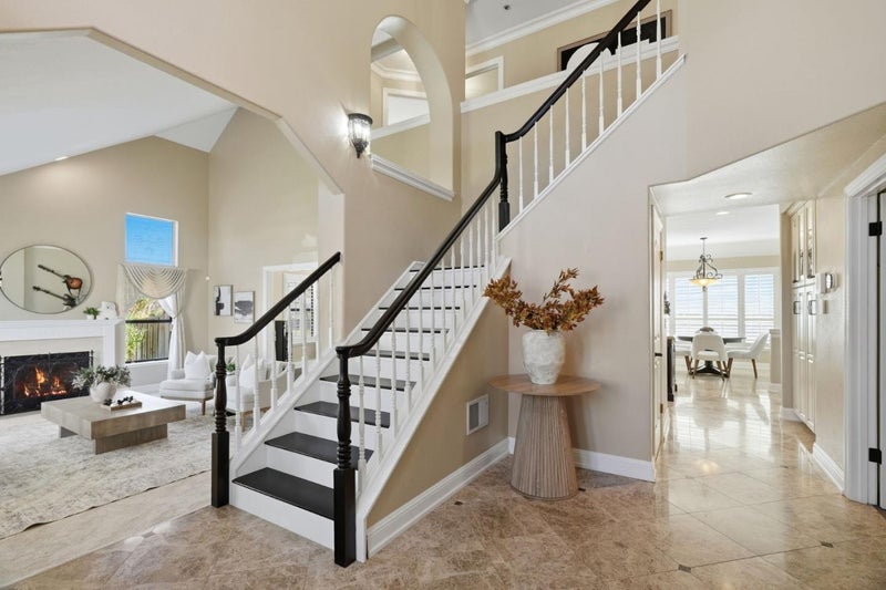 844 Black Walnut Way