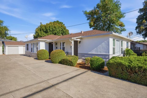 Tiny photo for 411-413 N Central Avenue, CAMPBELL, CA 95008 (MLS # ML82056763)