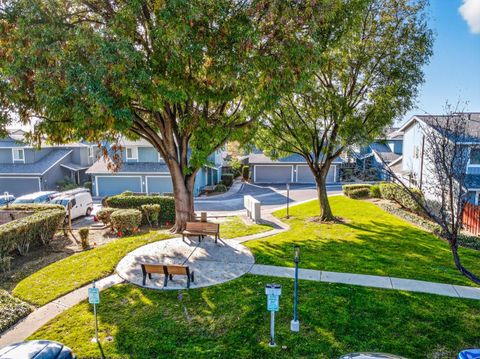 Tiny photo for 140 Rose Lane, SAN JOSE, CA 95127 (MLS # ML82029342)