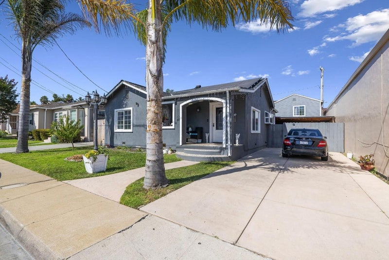 12 Eastern Drive