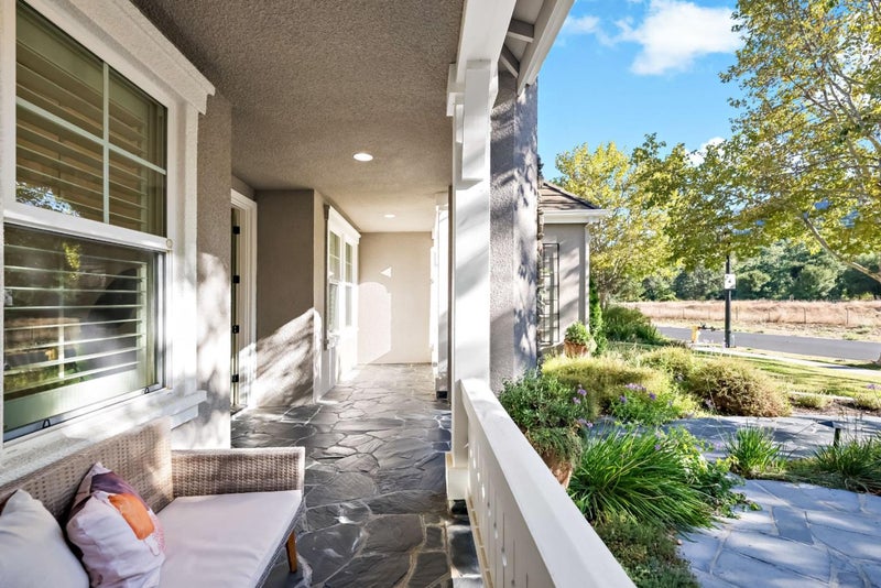 1131 Laguna Creek Lane