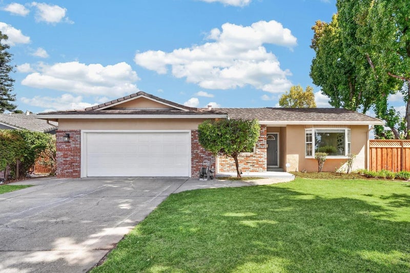 2589 Royal Ann Court