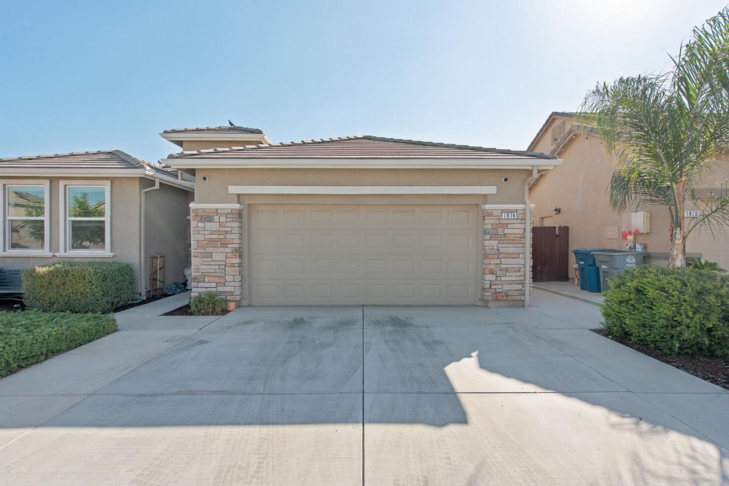 1874 Summit Drive