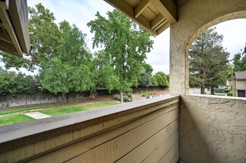Tiny photo for 303 Garden Common, LIVERMORE, CA 94551 (MLS # ML82023420)