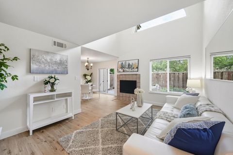 Tiny photo for 303 Garden Common, LIVERMORE, CA 94551 (MLS # ML82023420)