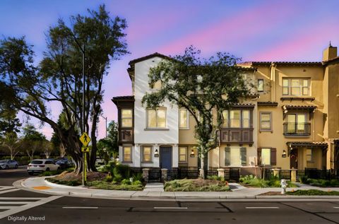 Photo of MOUNTAIN VIEW, CA 94043 (MLS # ML82040552)