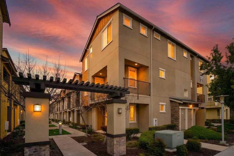 1297 Coyote Creek Way