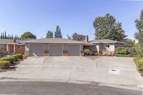 Featured picture for the property ML82018562