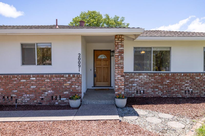 20091 Portola Drive