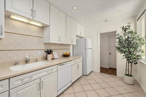 Tiny photo for 2654 18th Avenue, SAN FRANCISCO, CA 94116 (MLS # ML82043219)