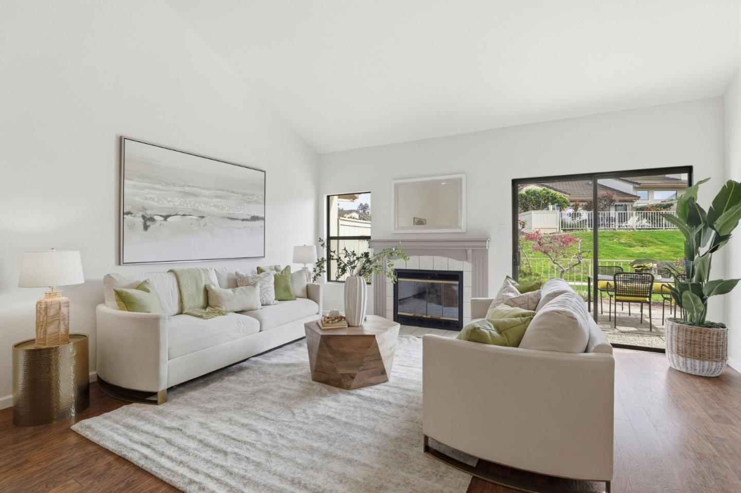 3222 Lake Albano Circle