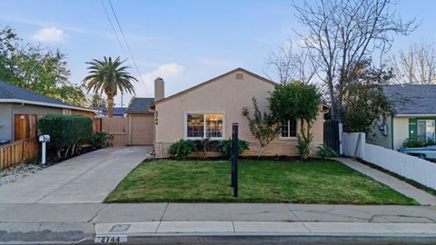 Photo of 2744 Capistrano Street, ANTIOCH, CA 94509 (MLS # ML82030127)